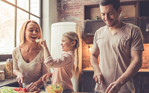 Family Eating Healthy Oral Hygiene - Eating Healthy