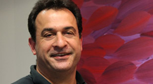 Dr Chris Karikios
